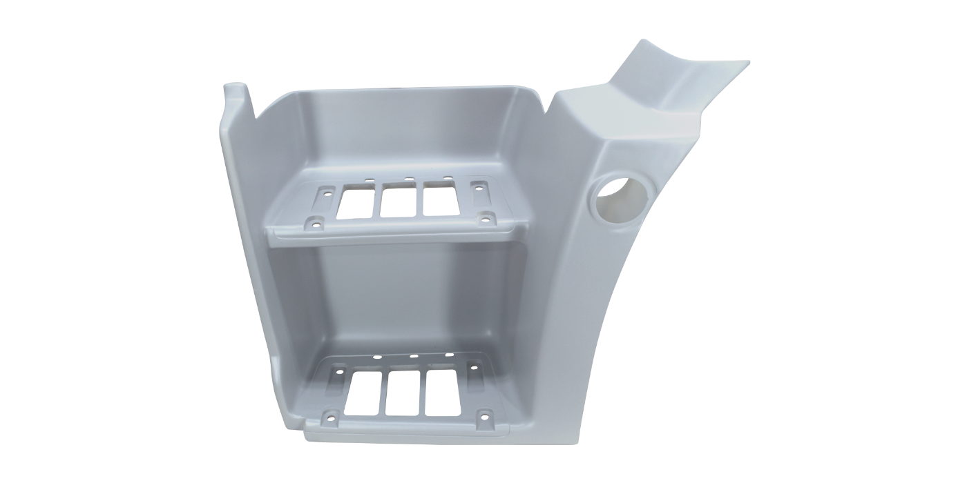 Estribo izquierdo Volkswagen Constellation 250 (2 escalones)