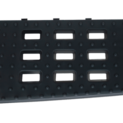 Pisadera inferior derecha Volkswagen Constellation 320