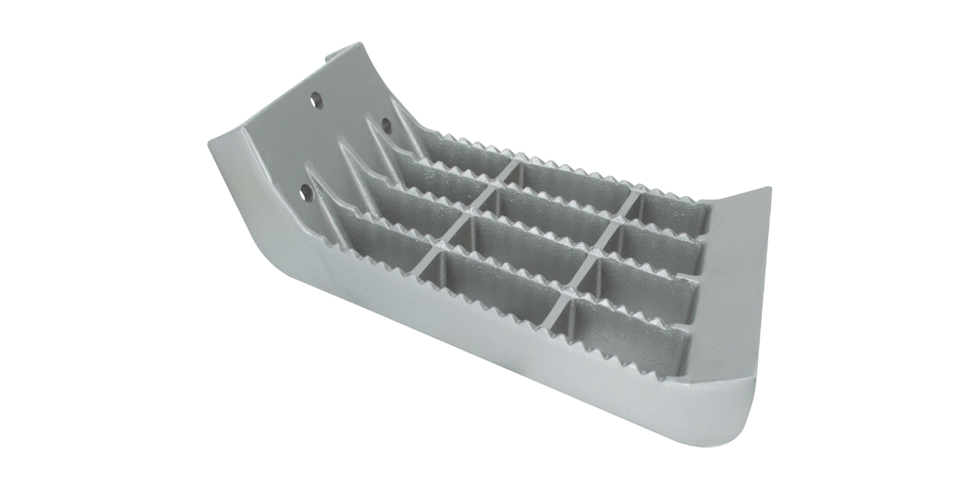 Estribo aluminio Volkswagen Worker lv izq