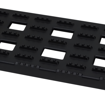 Pisadera superior estribo MB Atego 2013